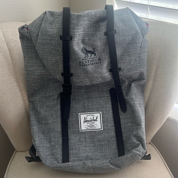 Herschel Commuter Bag - Picture 1 of 7